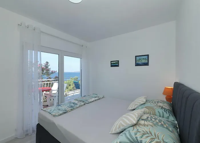 Apartment Zamalin Seaview