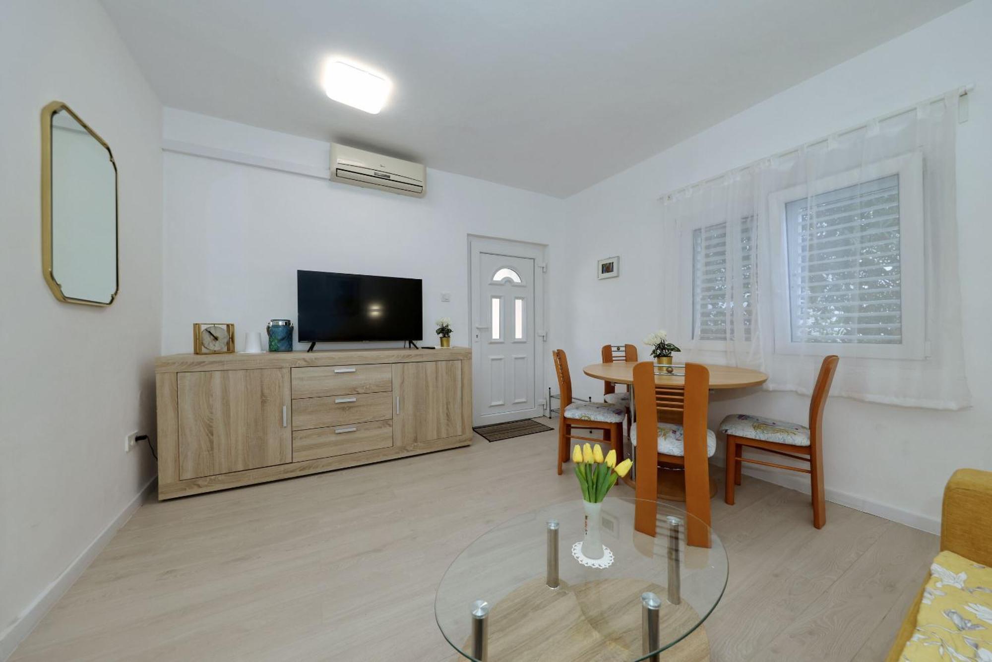 Zamalin Seaview Apartmán Tribalj